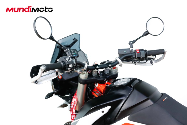 Motorbike image 10