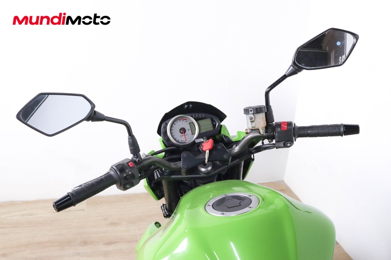 Motorbike image 10