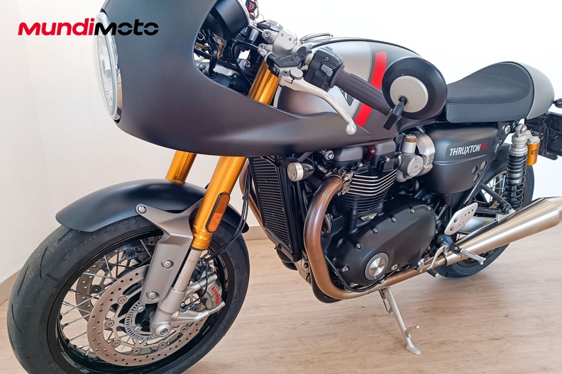 Motorbike image 9