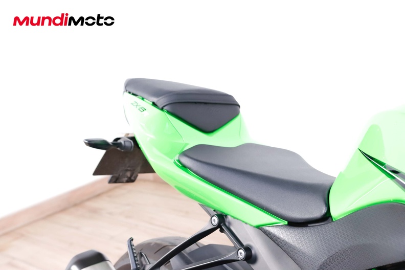 Motorbike image 13