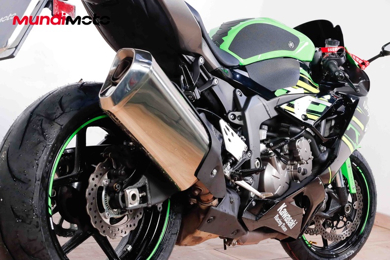 Motorbike image 3