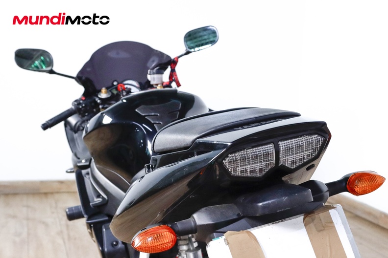 Motorbike image 9