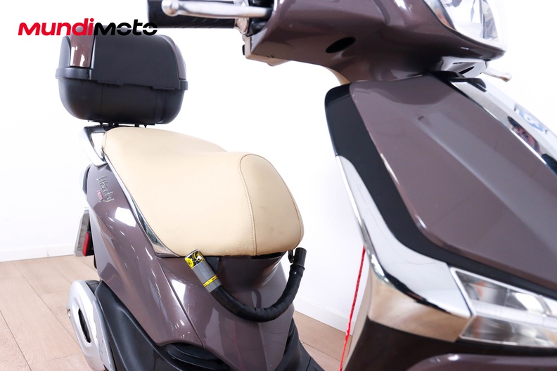 Motorbike image 12