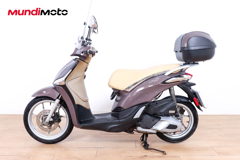 Motorbike image 5