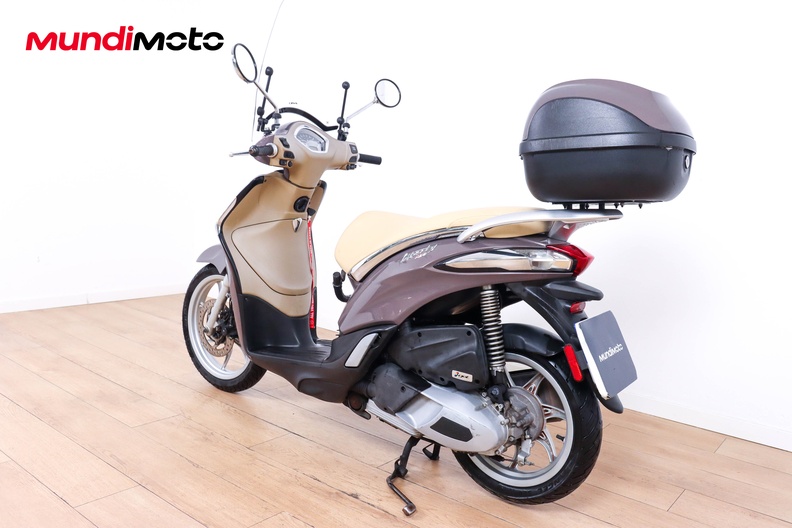 Motorbike image 6