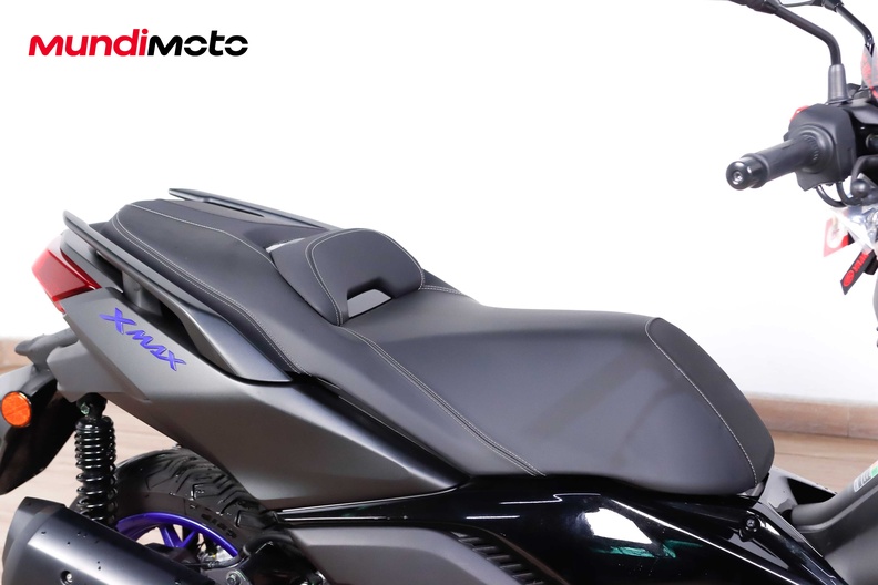 Motorbike image 13