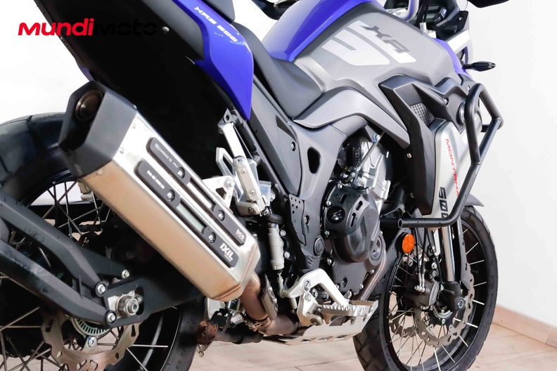 Motorbike image 3