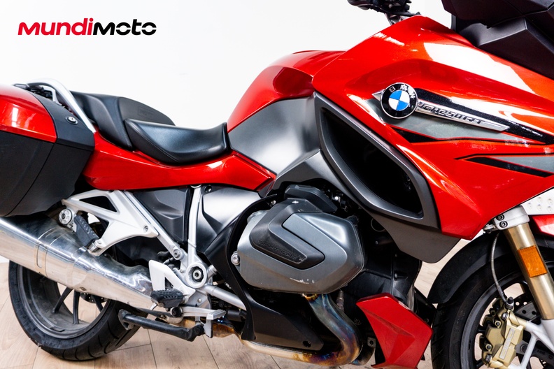 Motorbike image 4