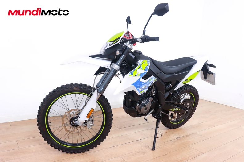 Motorbike image 7