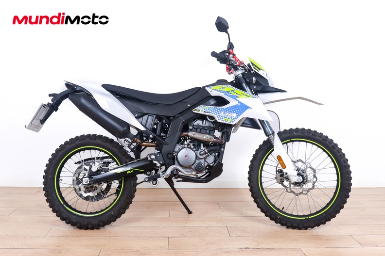 Motorbike image 0