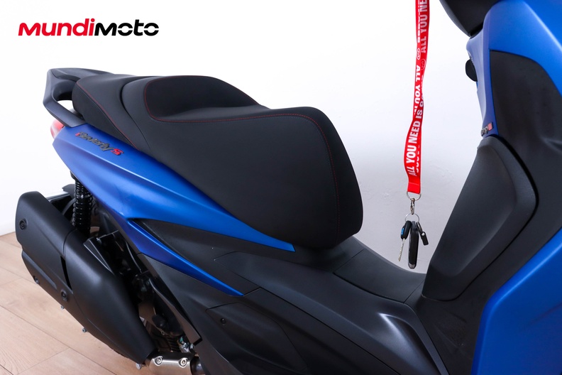 Motorbike image 12