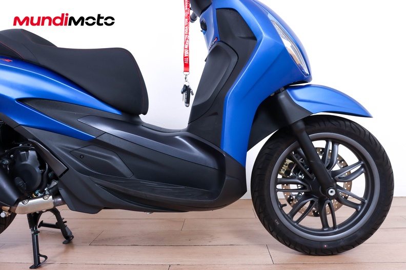 Motorbike image 13