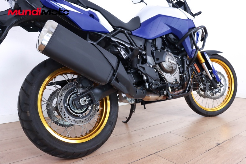 Motorbike image 3