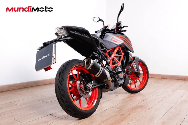 Motorbike image 2