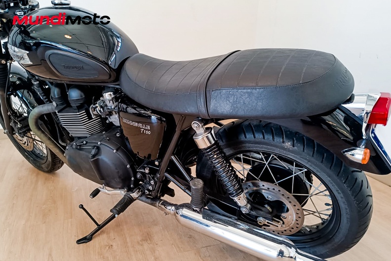 Motorbike image 8