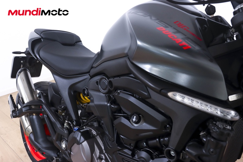 Motorbike image 12