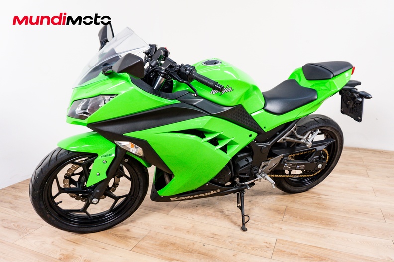 Motorbike image 6