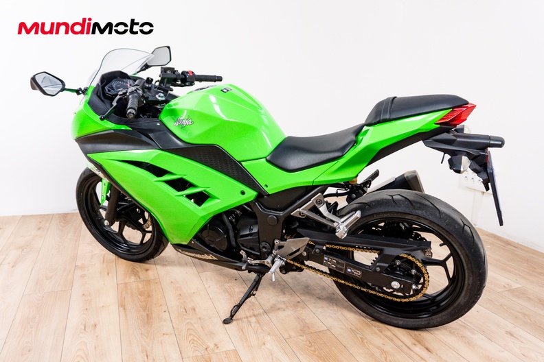 Motorbike image 7