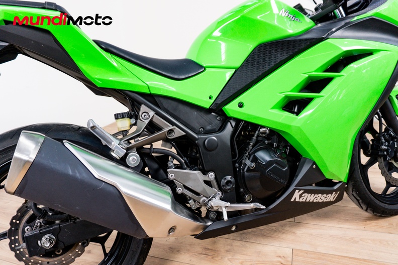 Motorbike image 3