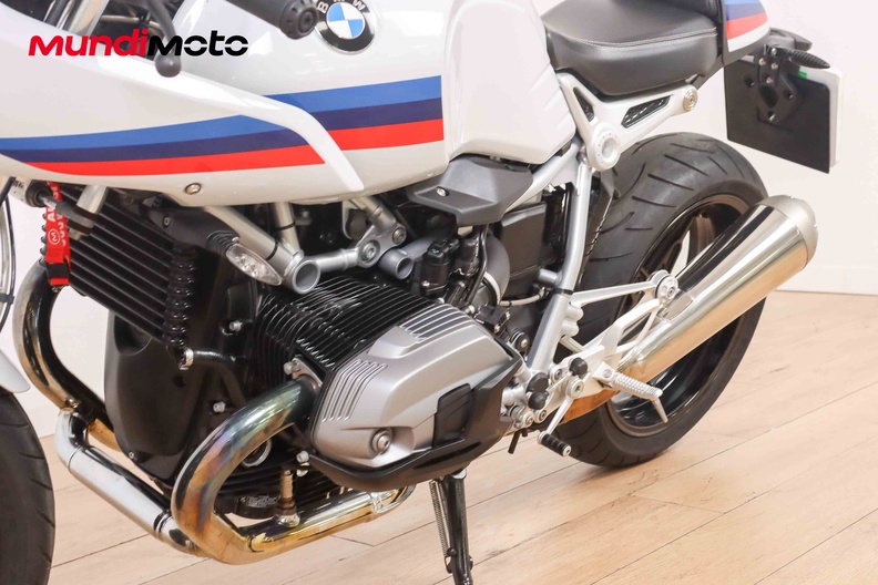 Motorbike image 8