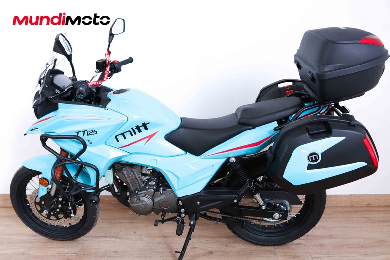 Motorbike image 5