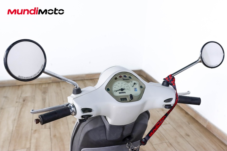 Motorbike image 10