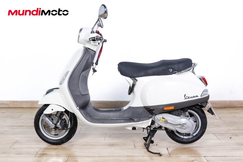 Motorbike image 5