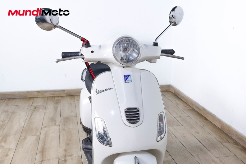 Motorbike image 4