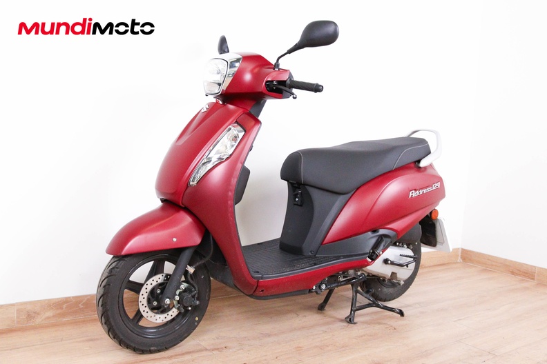 Motorbike image 6
