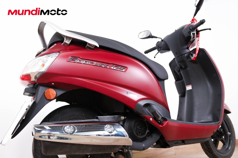 Motorbike image 3