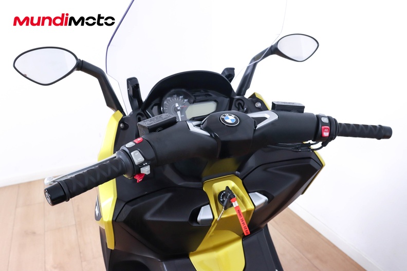 Motorbike image 10