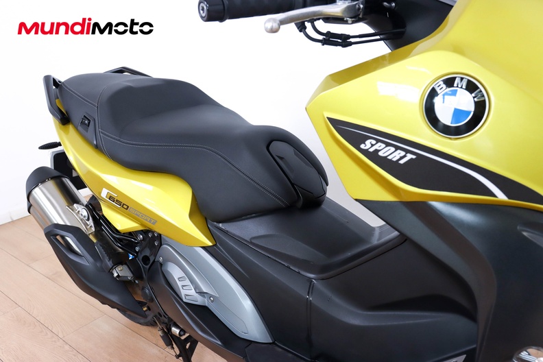 Motorbike image 13