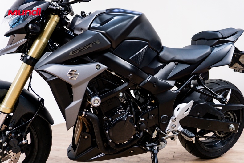 Motorbike image 9