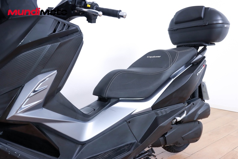 Motorbike image 8