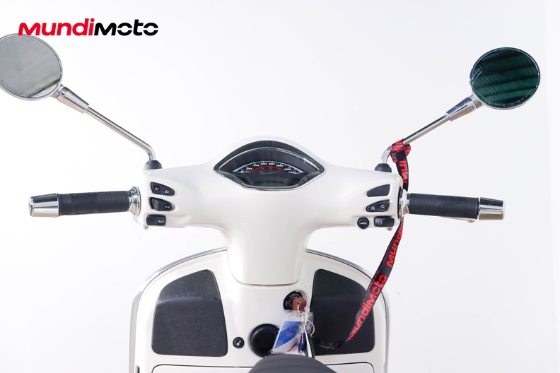 Motorbike image 10