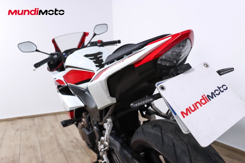 Motorbike image 8