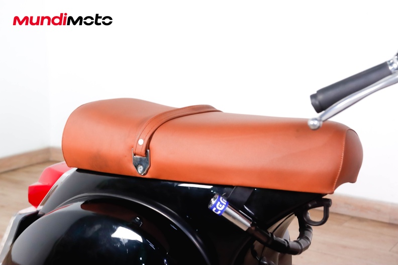 Motorbike image 13