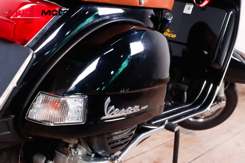 Motorbike image 3