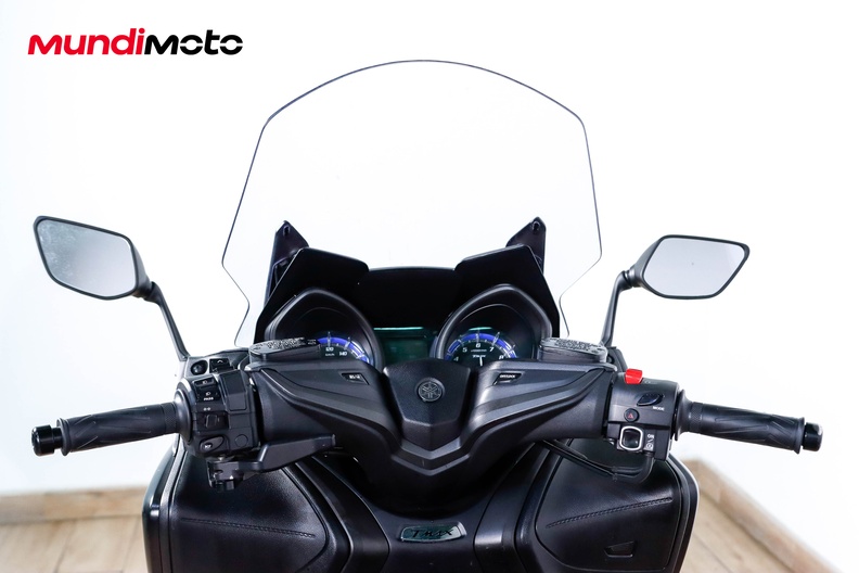 Motorbike image 10