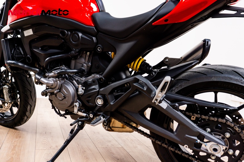 Motorbike image 8