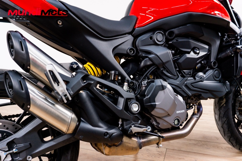 Motorbike image 3