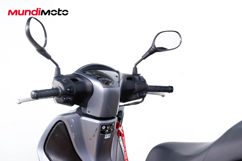 Motorbike image 10