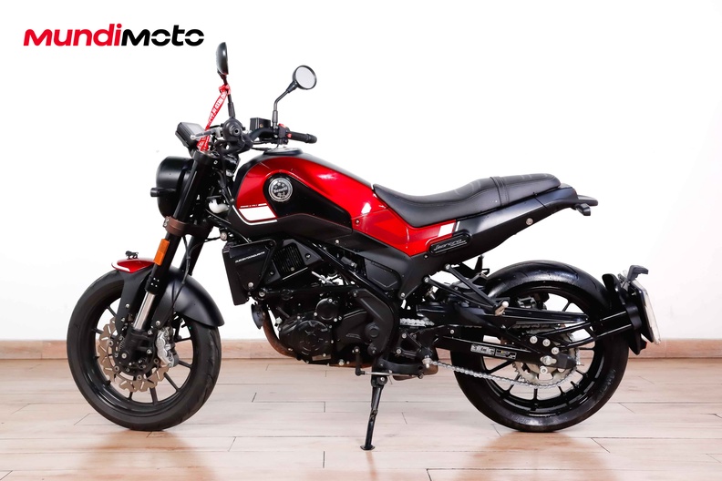 Motorbike image 5