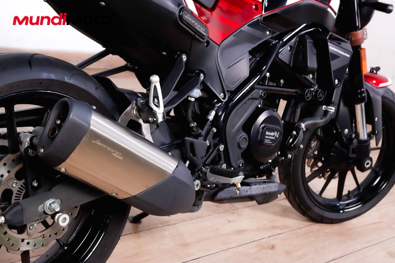 Motorbike image 3