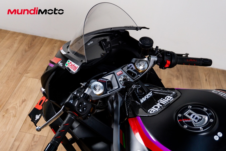 Motorbike image 10