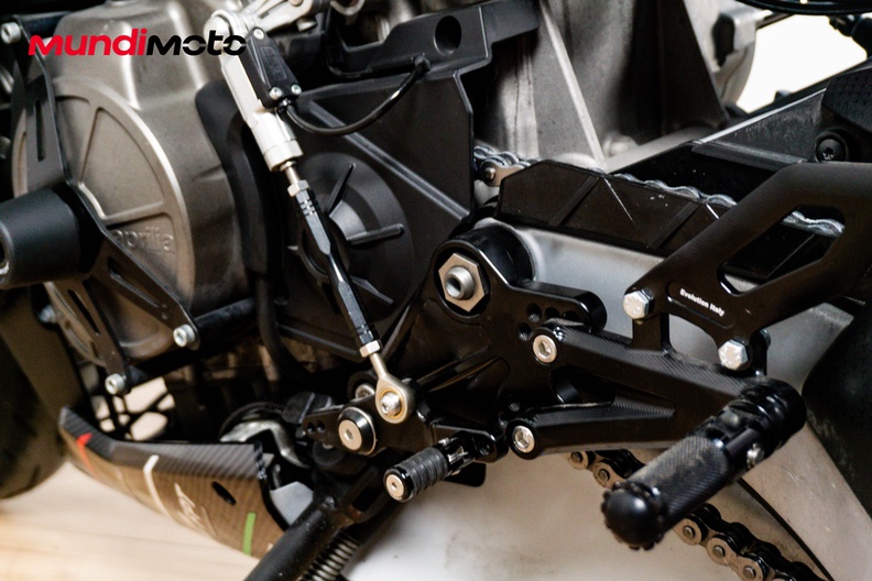 Motorbike image 13