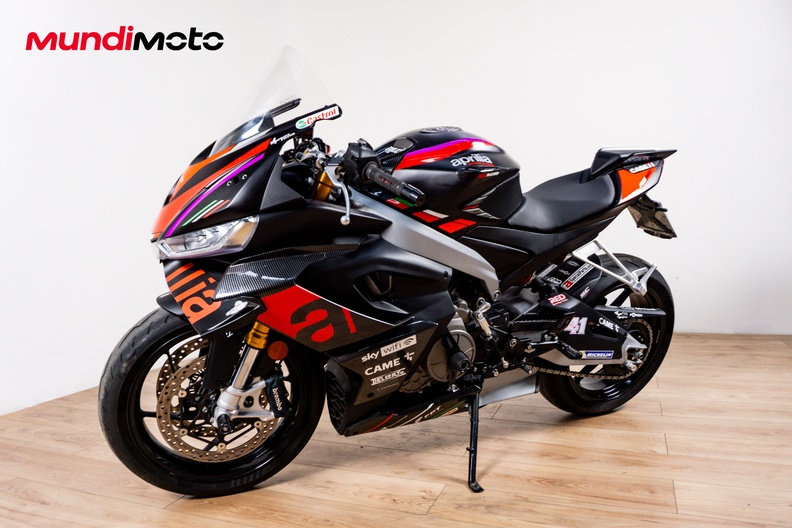 Motorbike image 6