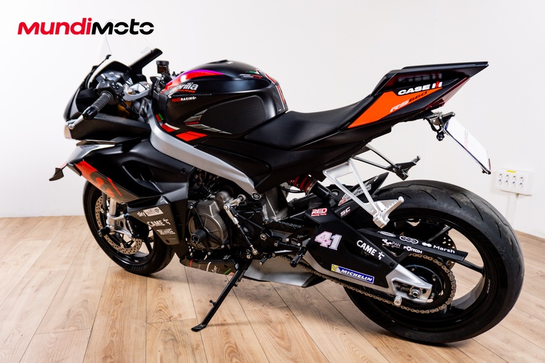 Motorbike image 7