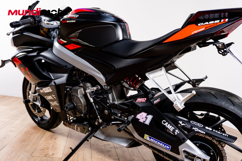 Motorbike image 8
