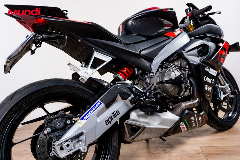 Motorbike image 3